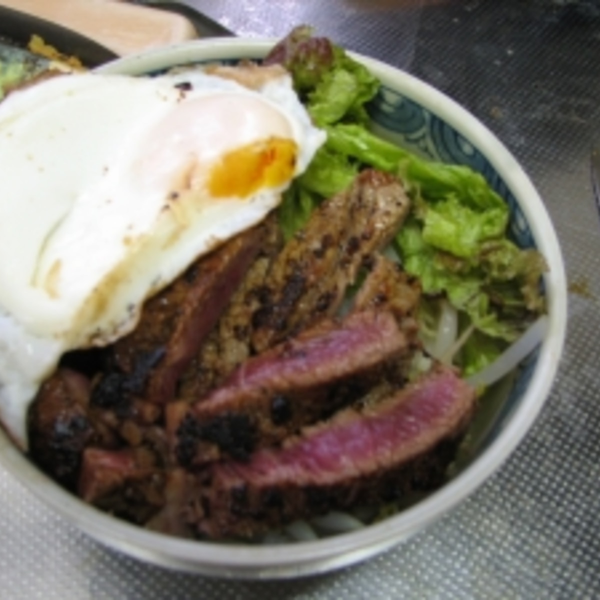 ロコモコ風ステーキ丼 レシピ 作り方 By ユミちゃん1955 楽天レシピ ロコモコ風ステーキ丼 レシピ 作り方 By ユミちゃん1955 楽天レシピ
